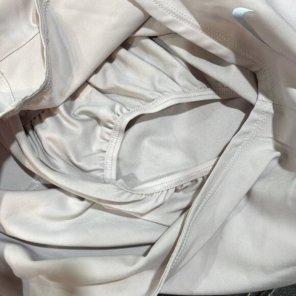 Nike Women's One Dri-FIT Ultra High-Waisted 3" Brief-Lined Shorts - Picture 6 of 9